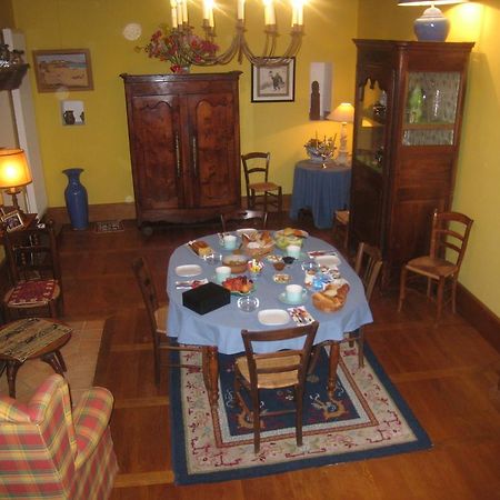 Le Logis Des Tourelles Bed and Breakfast Beaupréau Buitenkant foto